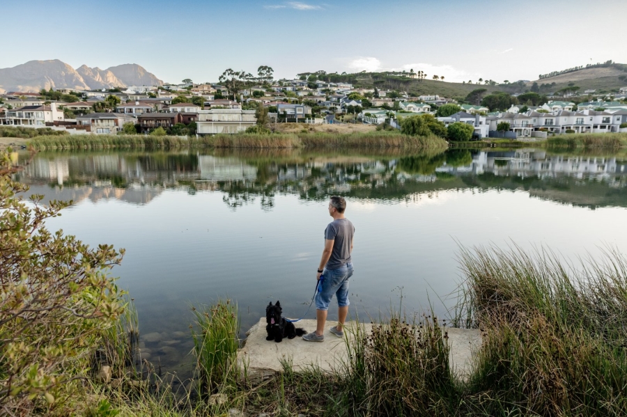 3 Bedroom Property for Sale in Mzuri Estate Western Cape